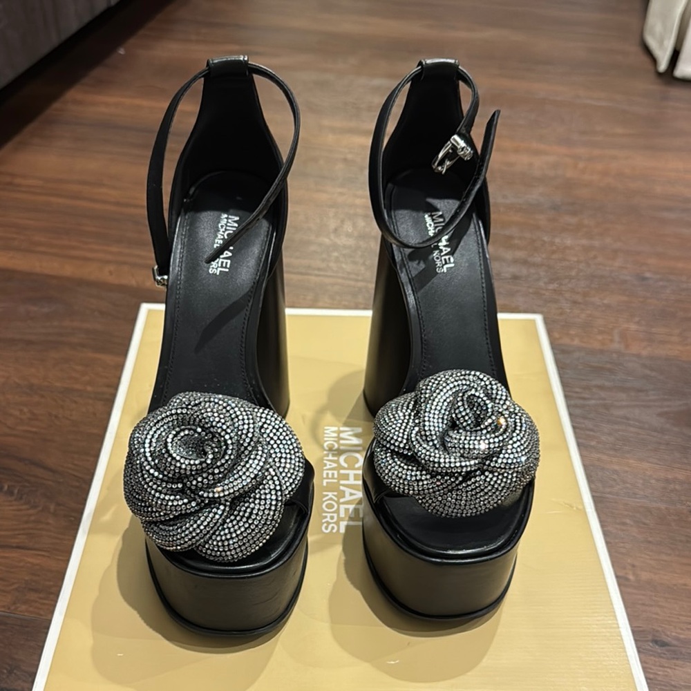 MICHAEL Michael Kors Elodie Platform Sandal Leather/hot fix Stones. - Picture 6 of 14